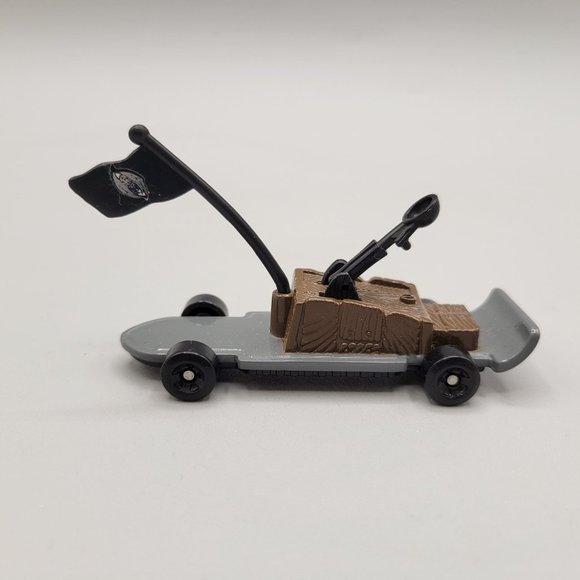 1998 Small Soldiers Skate-A-Pult w Chip Hazard and Archer Flame Thrower - Picture 7 of 11